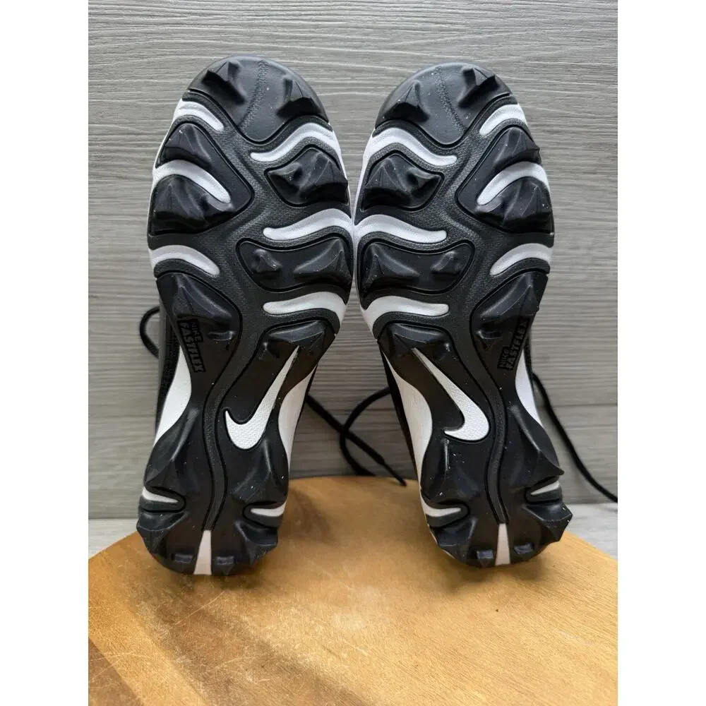 Nike Alpha Menace 4 Shark BG Black White Football Cleats FQ4016-001. Youth 5.5 W